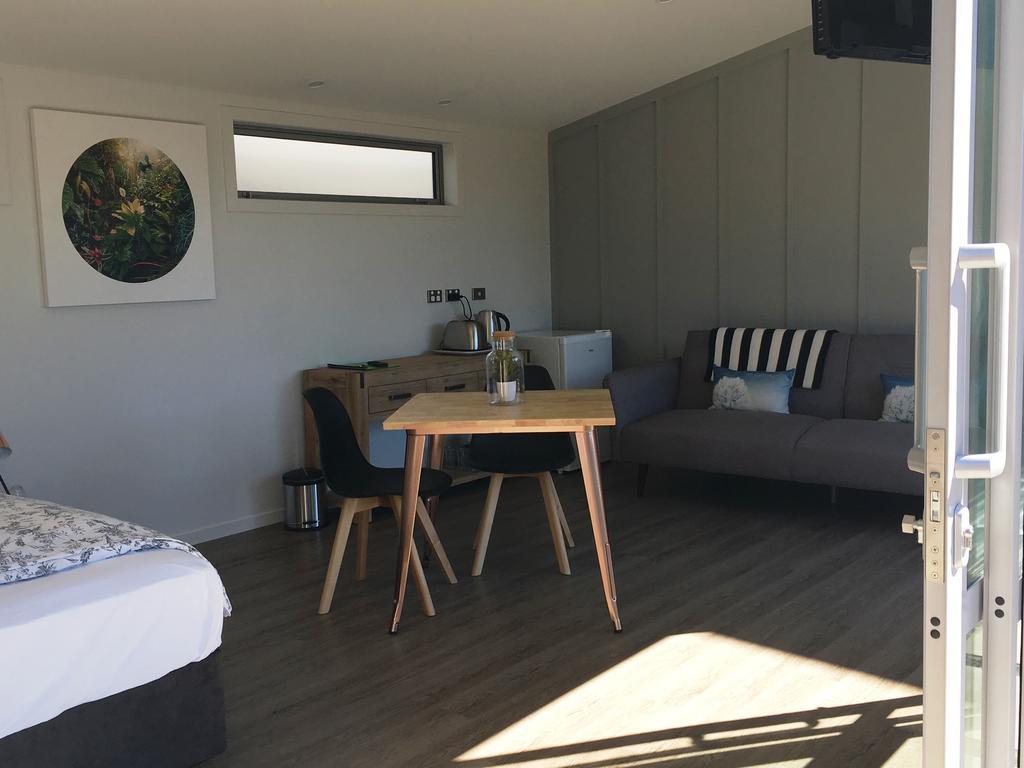 Kohimarama Beach Bed & Breakfast - Style And Privacy In Superb Location Auckland Buitenkant foto