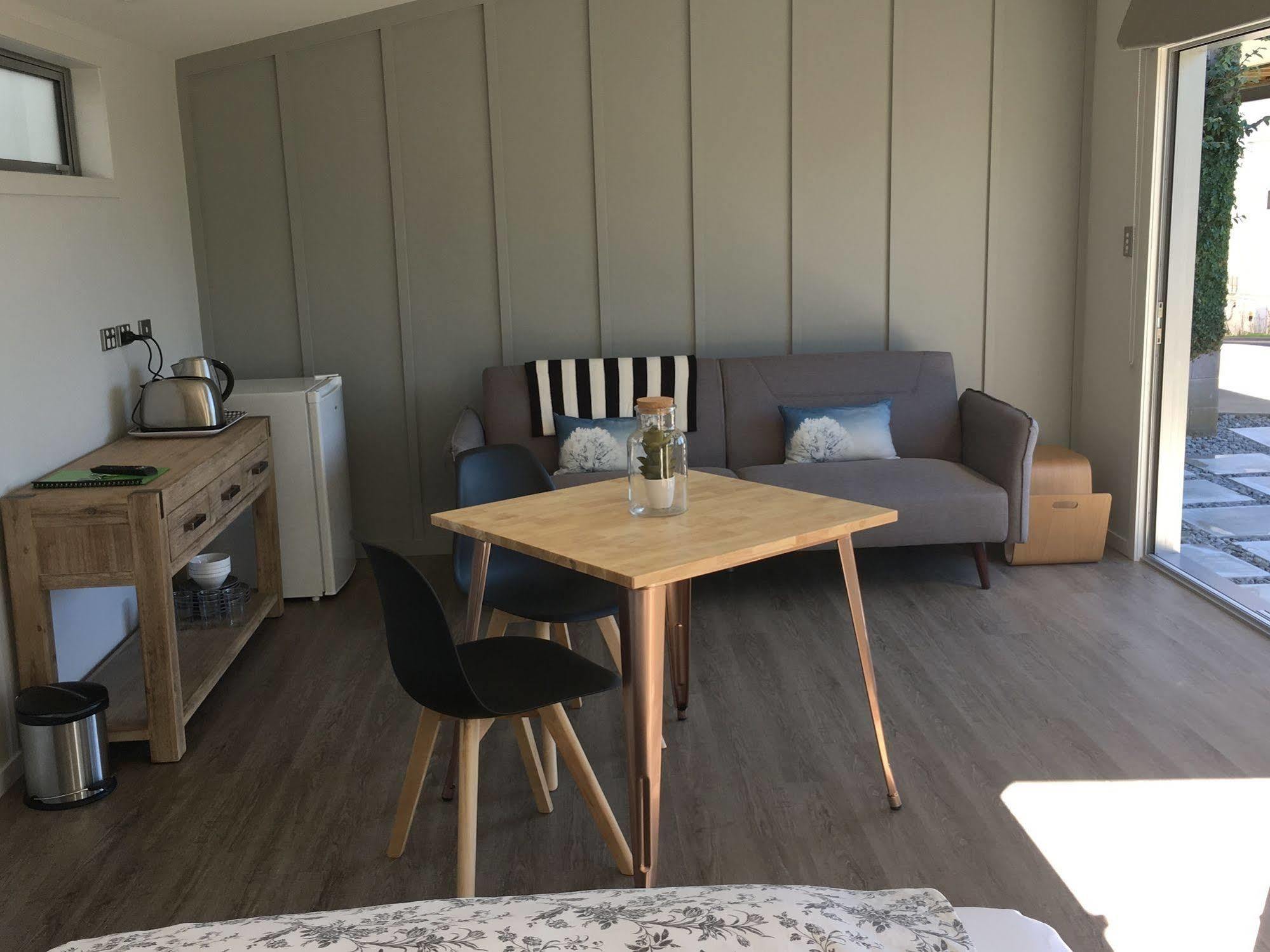 Kohimarama Beach Bed & Breakfast - Style And Privacy In Superb Location Auckland Buitenkant foto